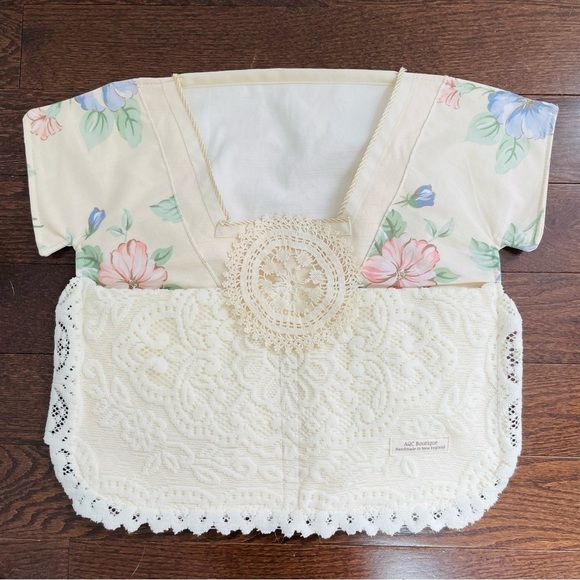 Handmade Lace T-Shirt Closet Cubby Storage Hanger Pouch - Picture 4 of 10